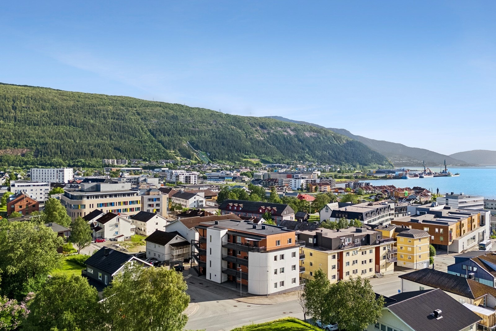 Sentrumsnært Galleribilde