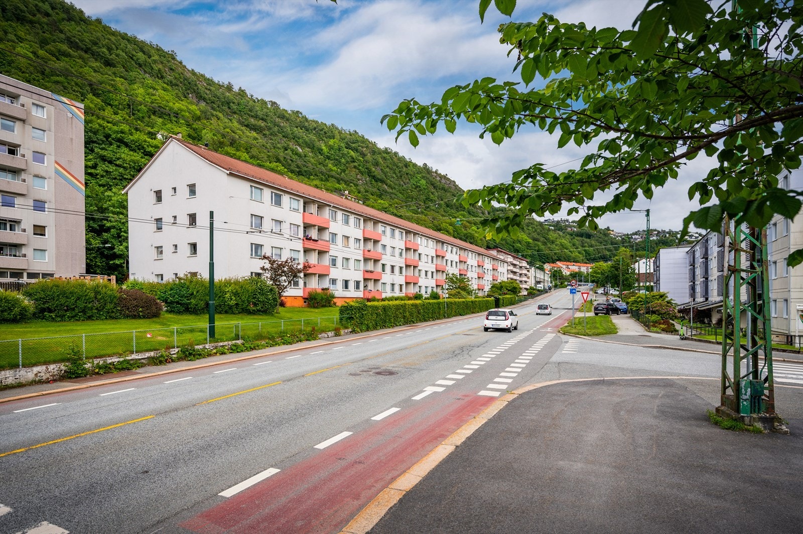 - Borettslaget består av totalt 148 andeler - Galleribilde