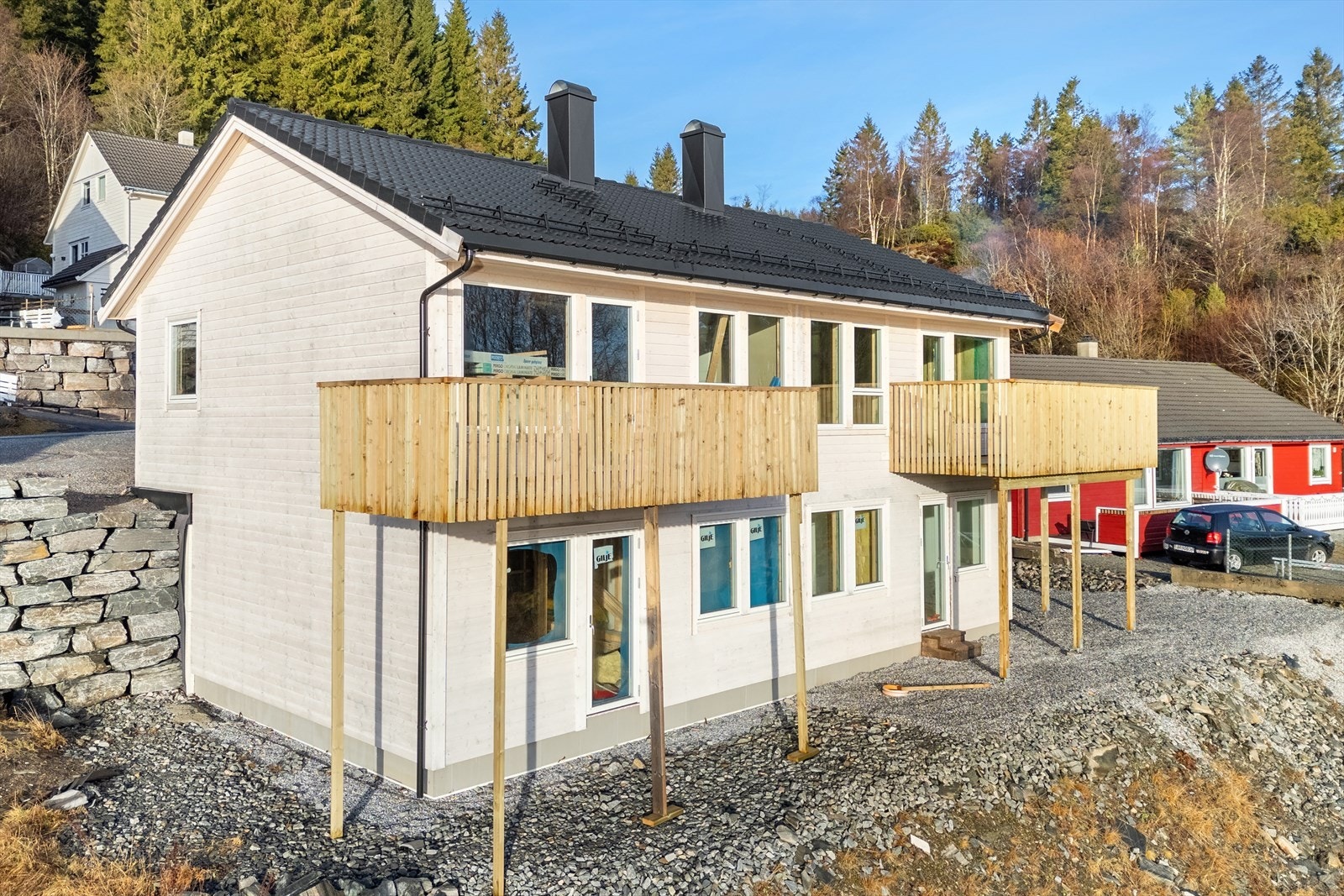 Etter fullført aksept vil utbygger foreta siste del av bygging, samt søknadsprosessen til kommunen i forbindelse med midlertidig brukstillatelseferdigattest. Galleribilde