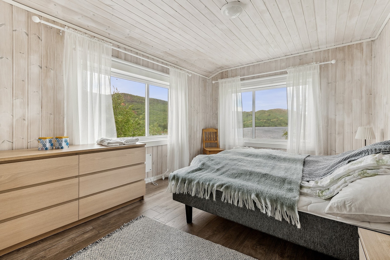 Soverom 6 vest Galleribilde