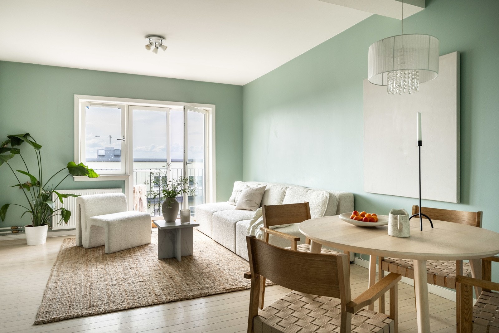 Lys og innbydende med god planløsning. Galleribilde