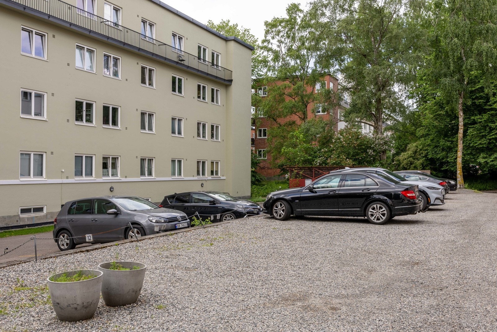 Mulighet for leie parkeringsplass om det er ønskelig. Ingen venteliste pr.d.d. Galleribilde