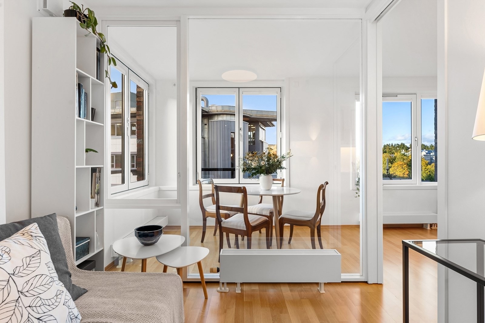 Alkove/kontor med bod i bakkant Galleribilde