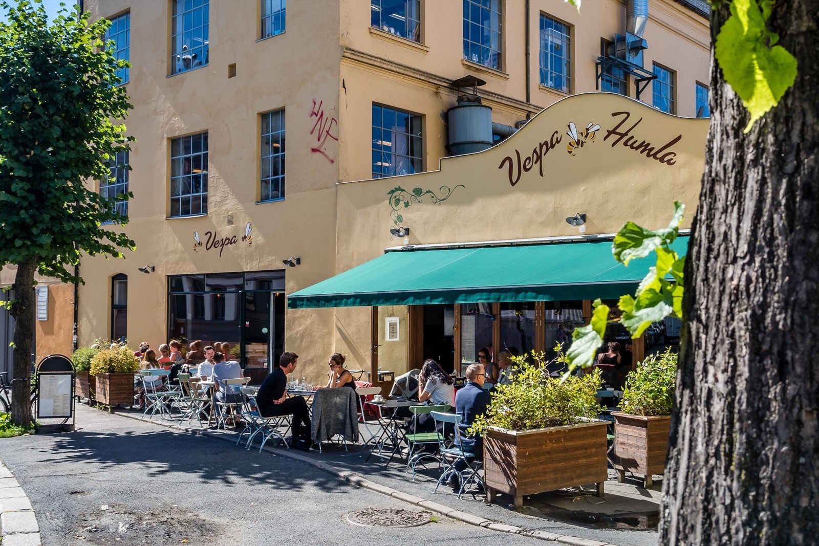 Vespa og Humla er en favoritt i nabolaget Galleribilde