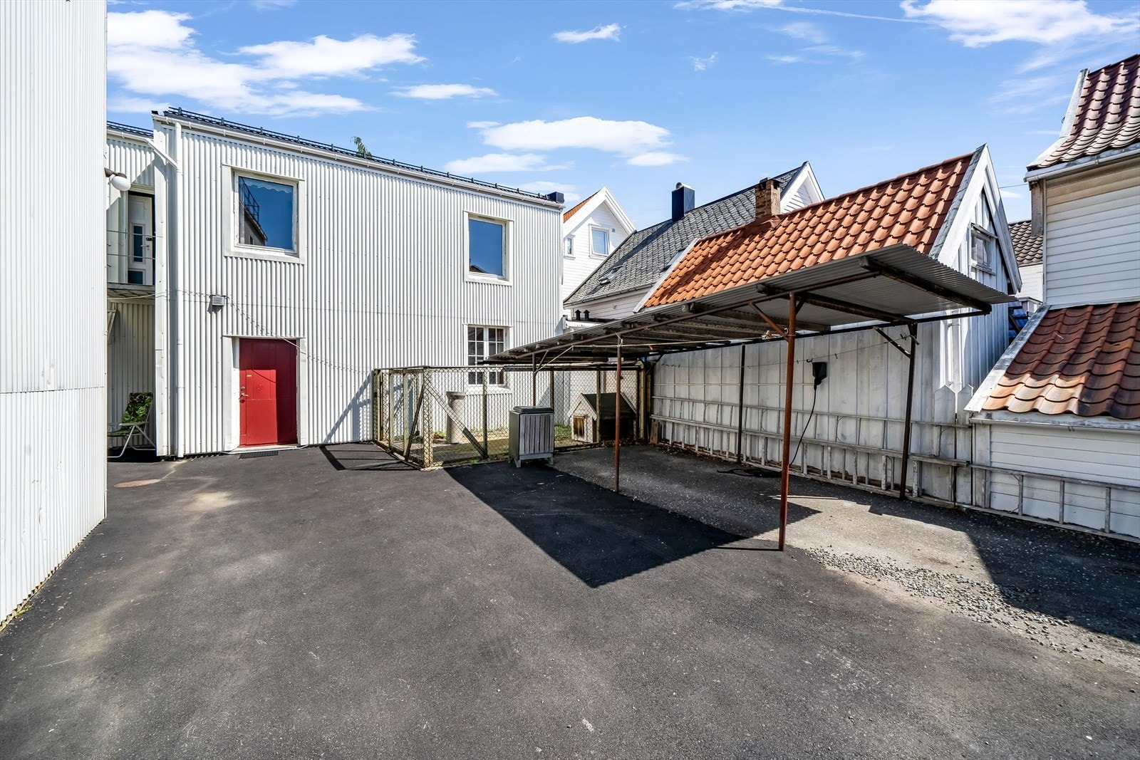 Gårdsrom Galleribilde