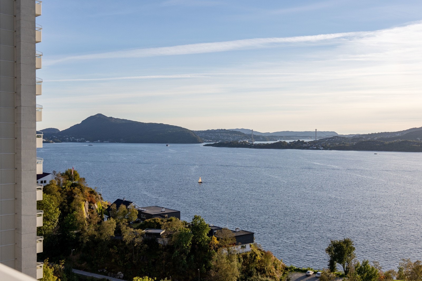 Den fantastiske utsikten over byfjorden er aldri langt unna. Galleribilde