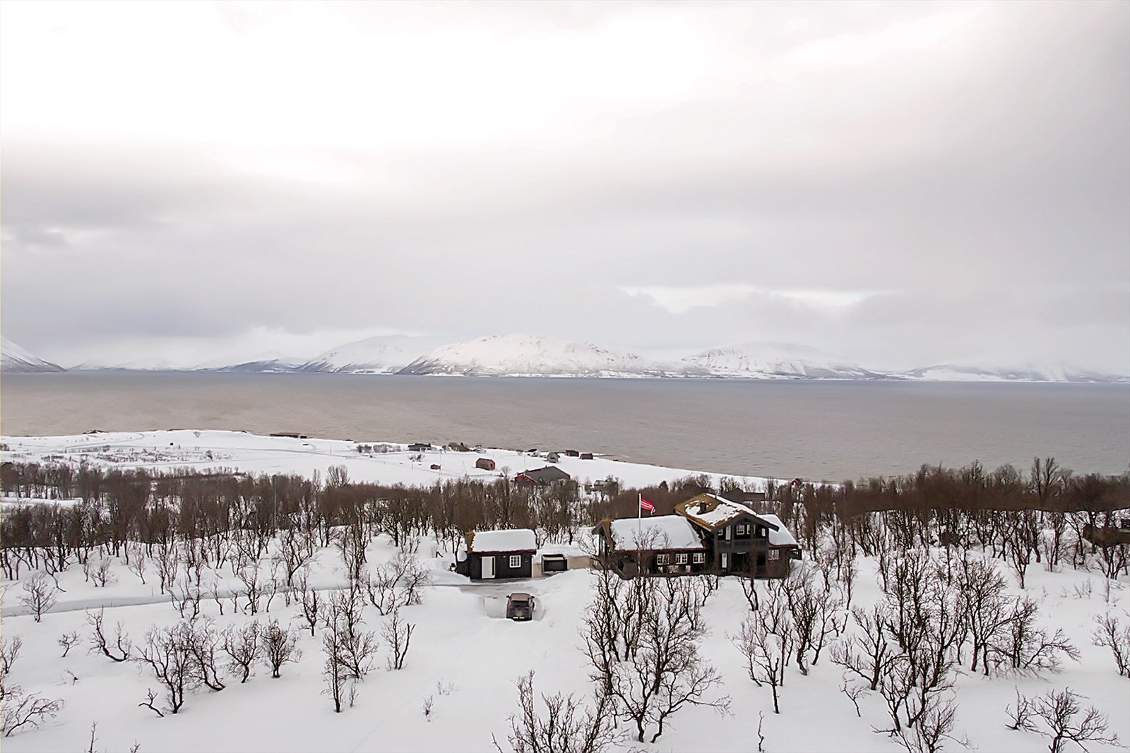 Drone av hytten Galleribilde