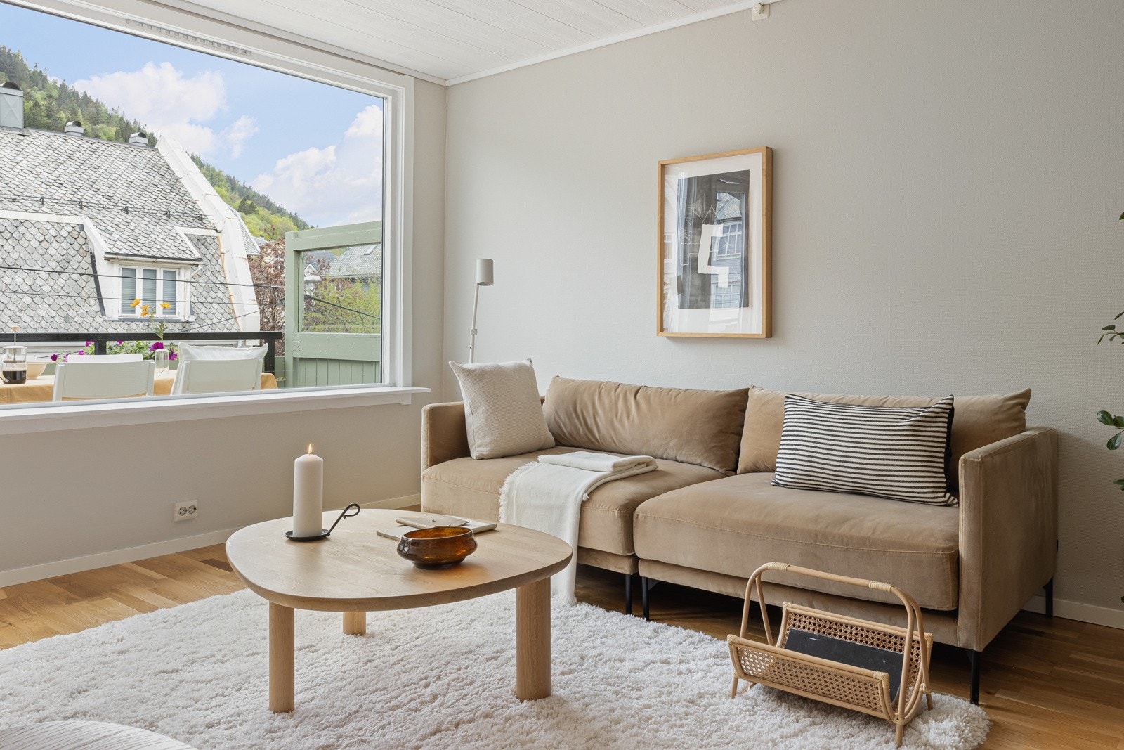 Stuen måler 26 kvm. Galleribilde