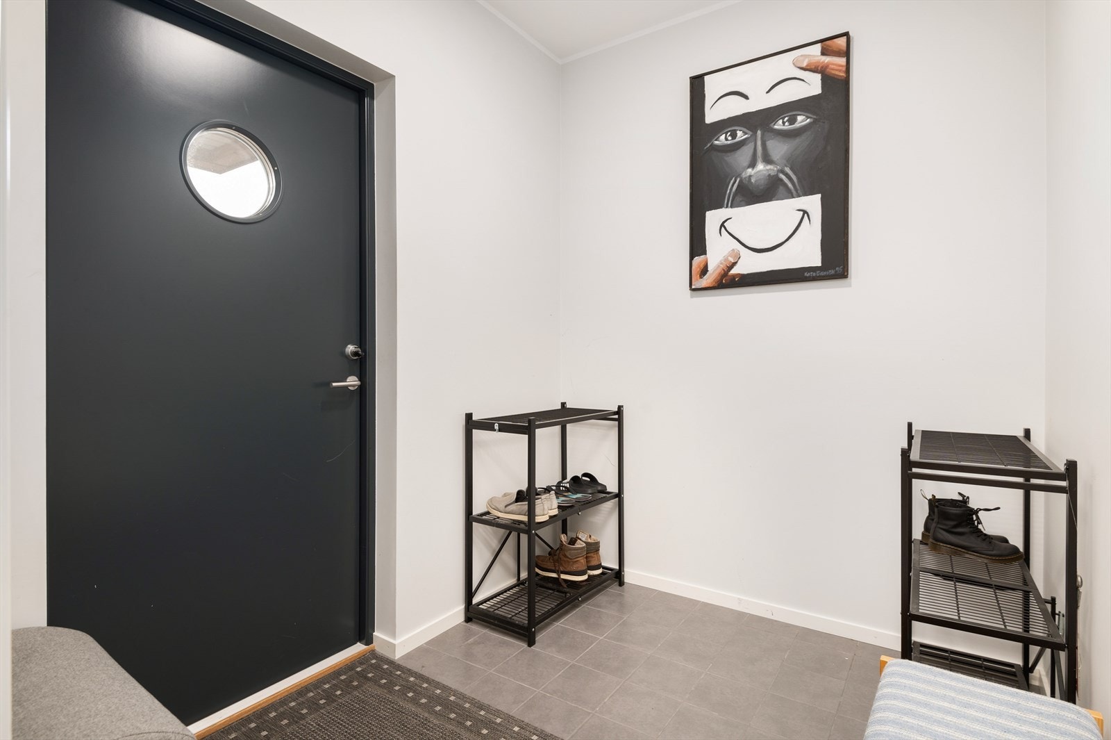 På terrassen er det god plass til ønsket utemøblering. Galleribilde