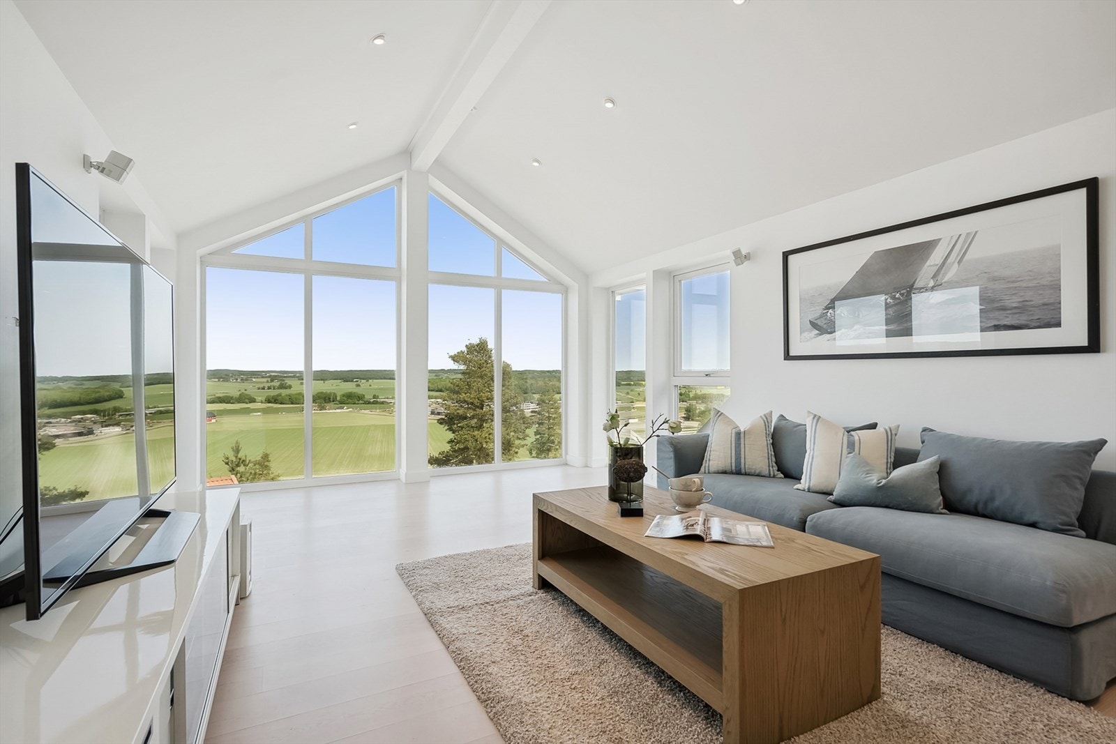 Loftstuen har integrert Bose sorroundsystem. Galleribilde