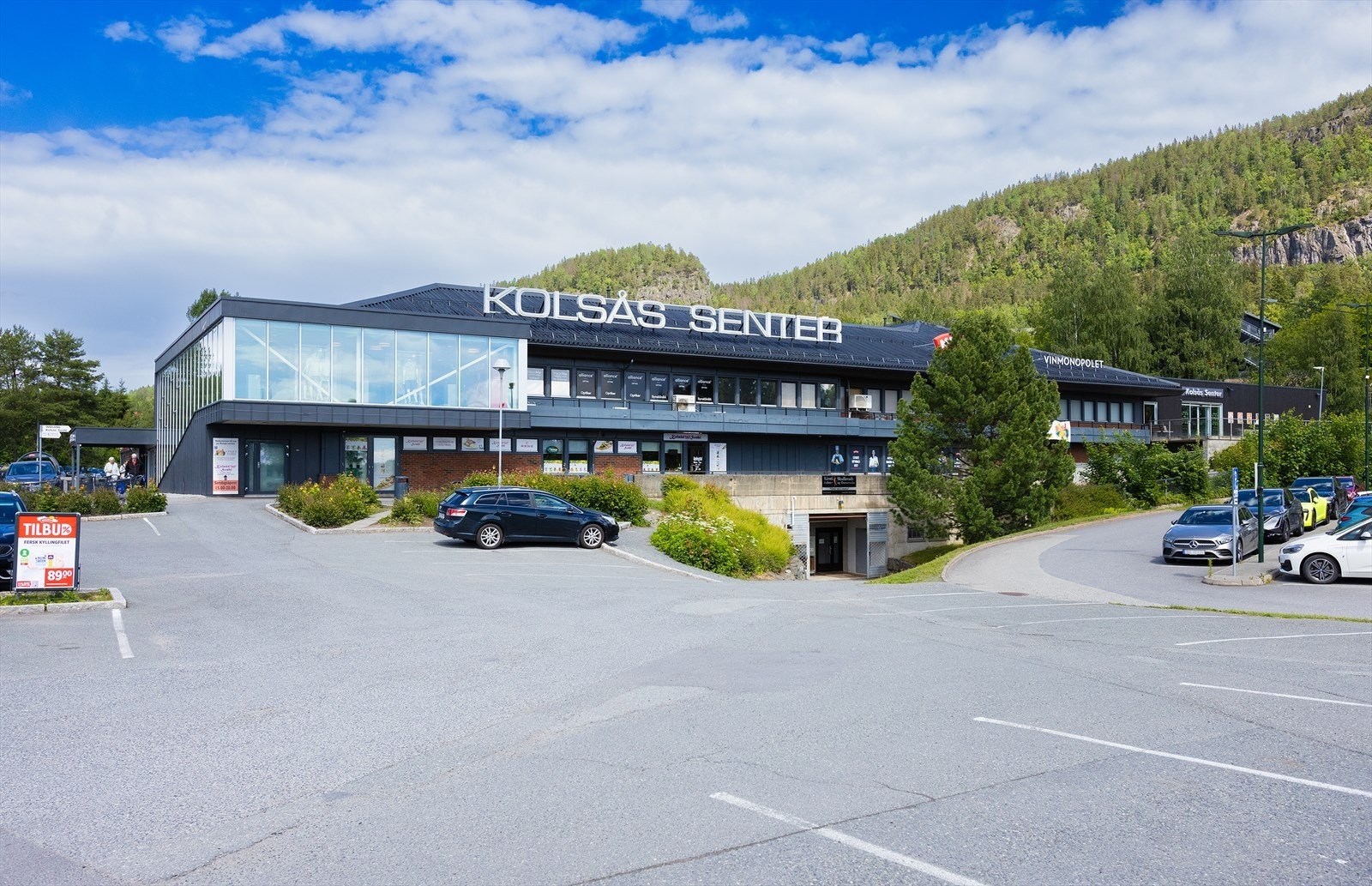 Det er kort vei til Kolsås senter. Galleribilde