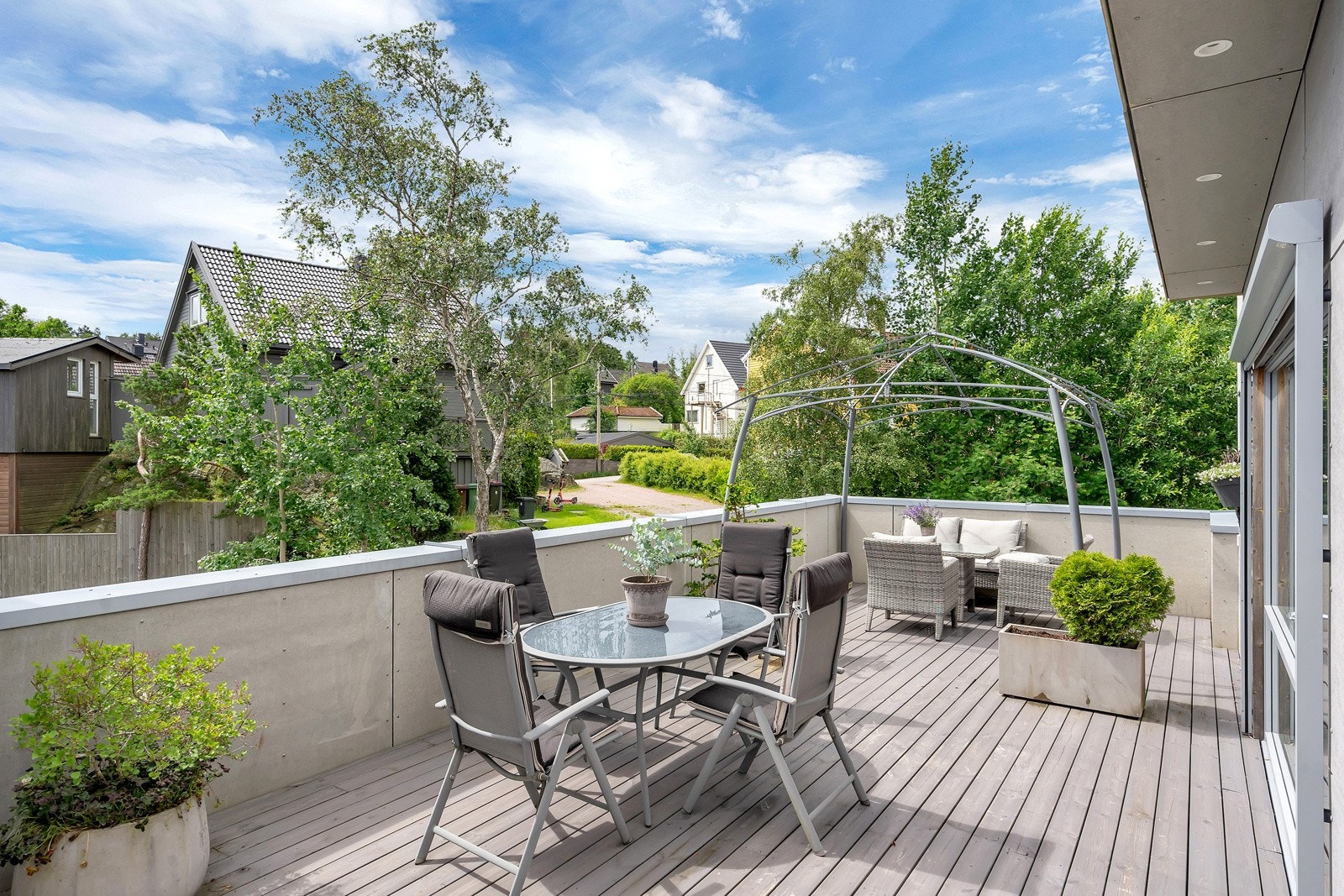 Toppleilighet med to solrike balkonger Galleribilde