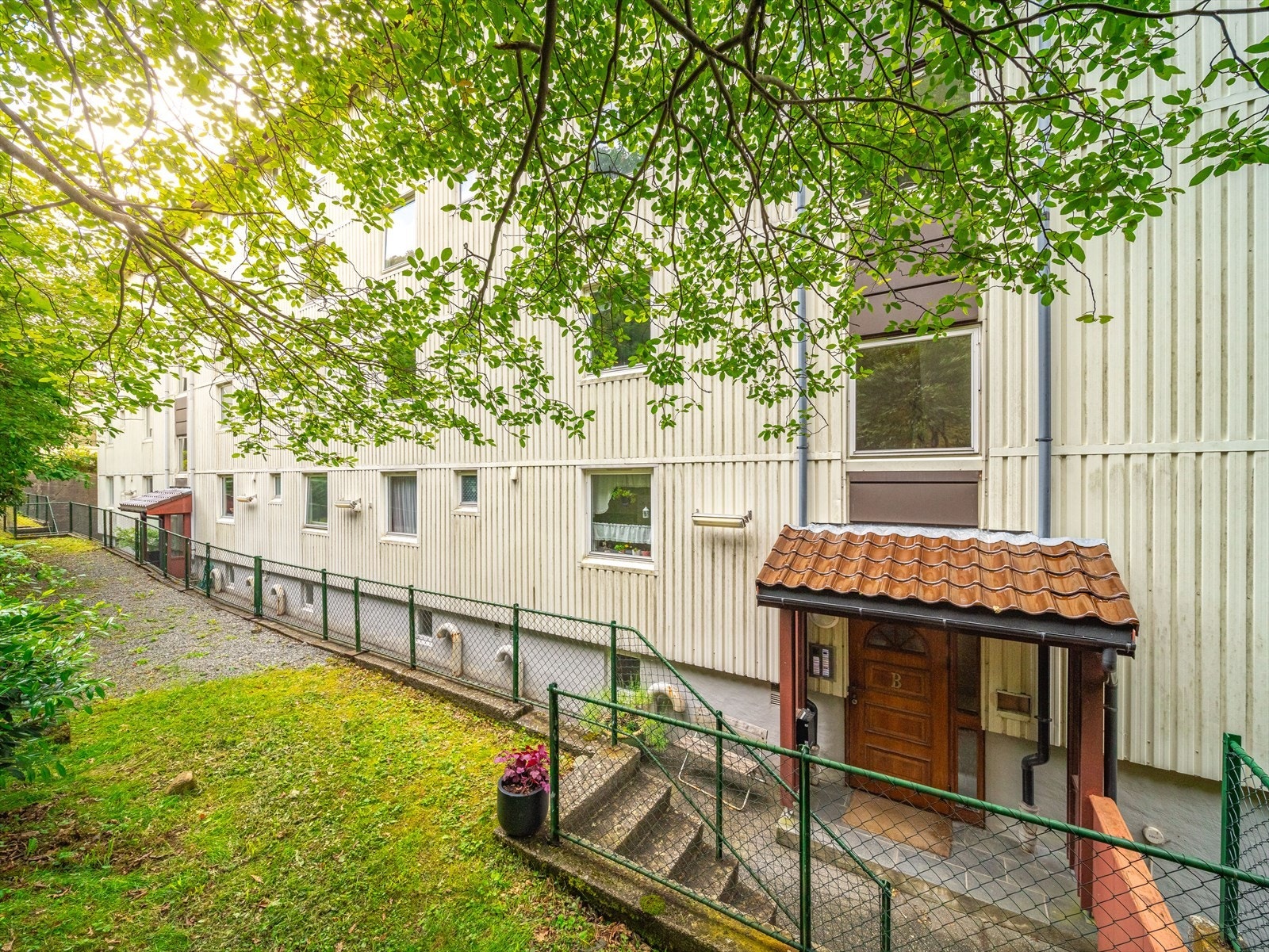 Inngangsparti | Nattlandsveien 102B Galleribilde