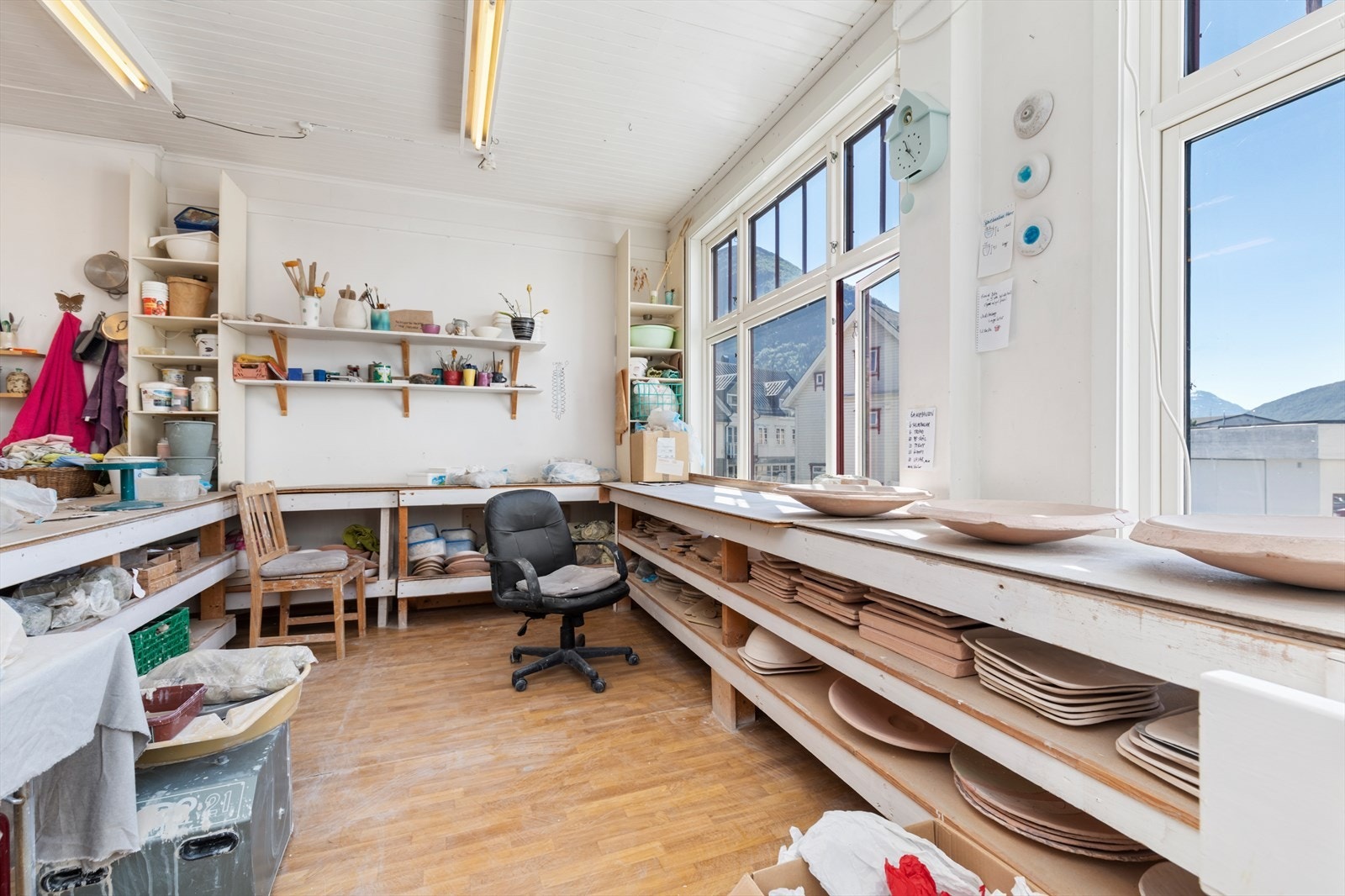 Varmepumpe i denne etasje som sørger for god varme i butikken Galleribilde