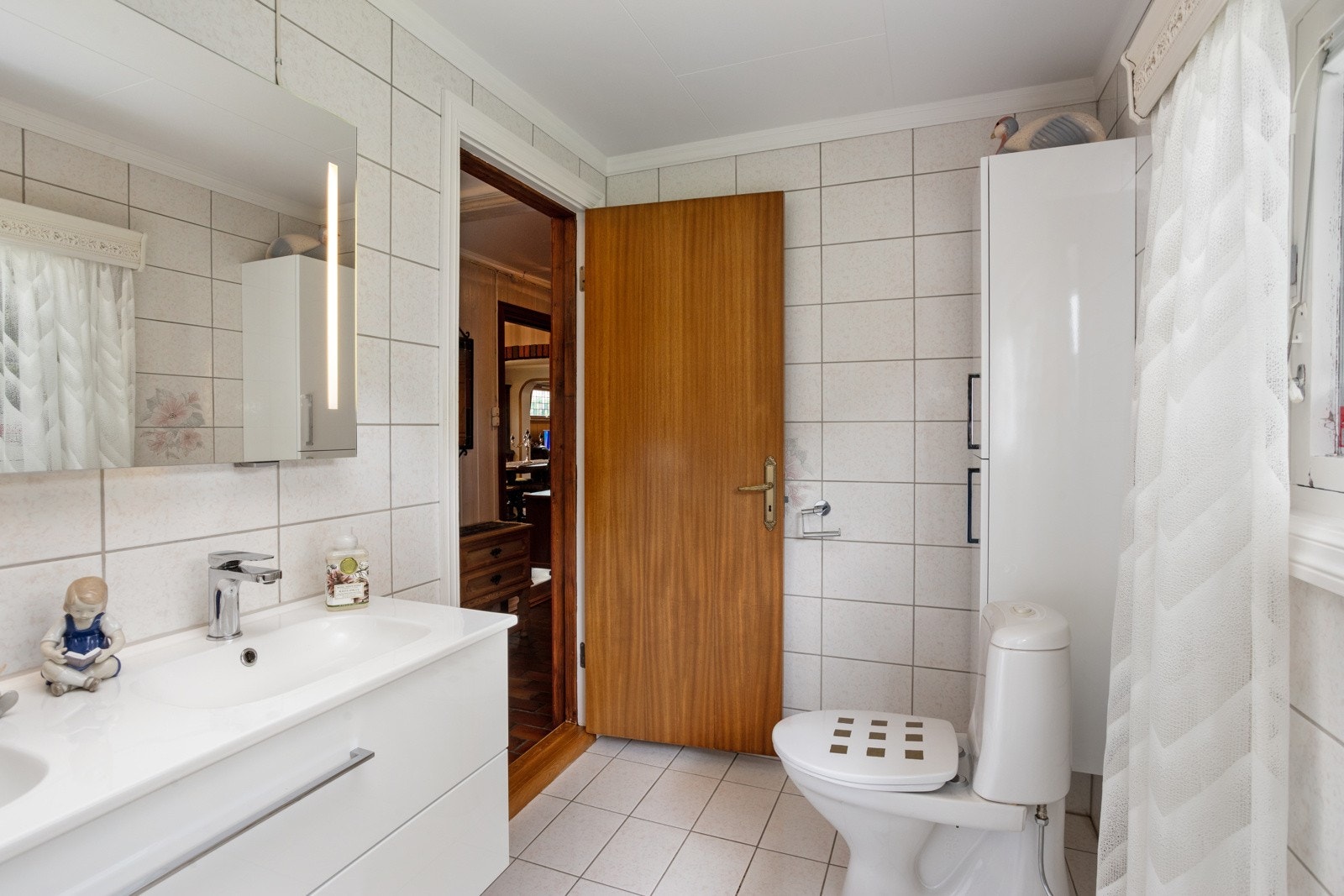 Bad - 1.etasje. Galleribilde