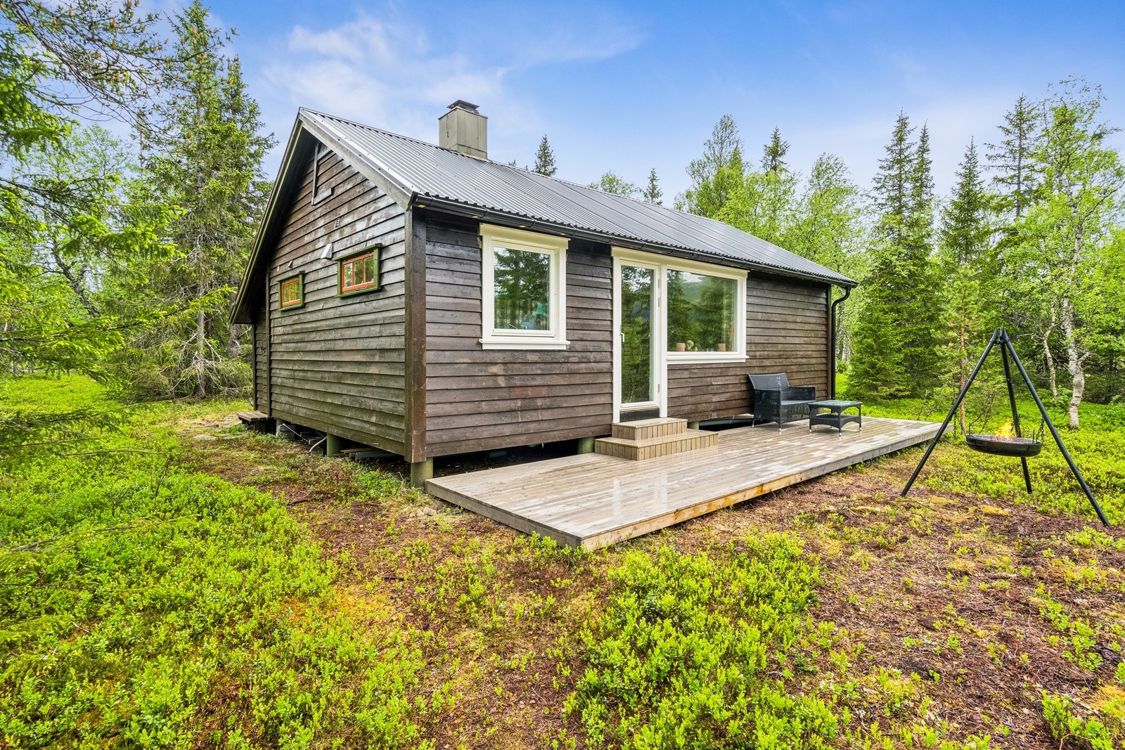 Det er ikke internett eller TV på hytta, men det er testet med dekning på 4G fra Telenor. Galleribilde