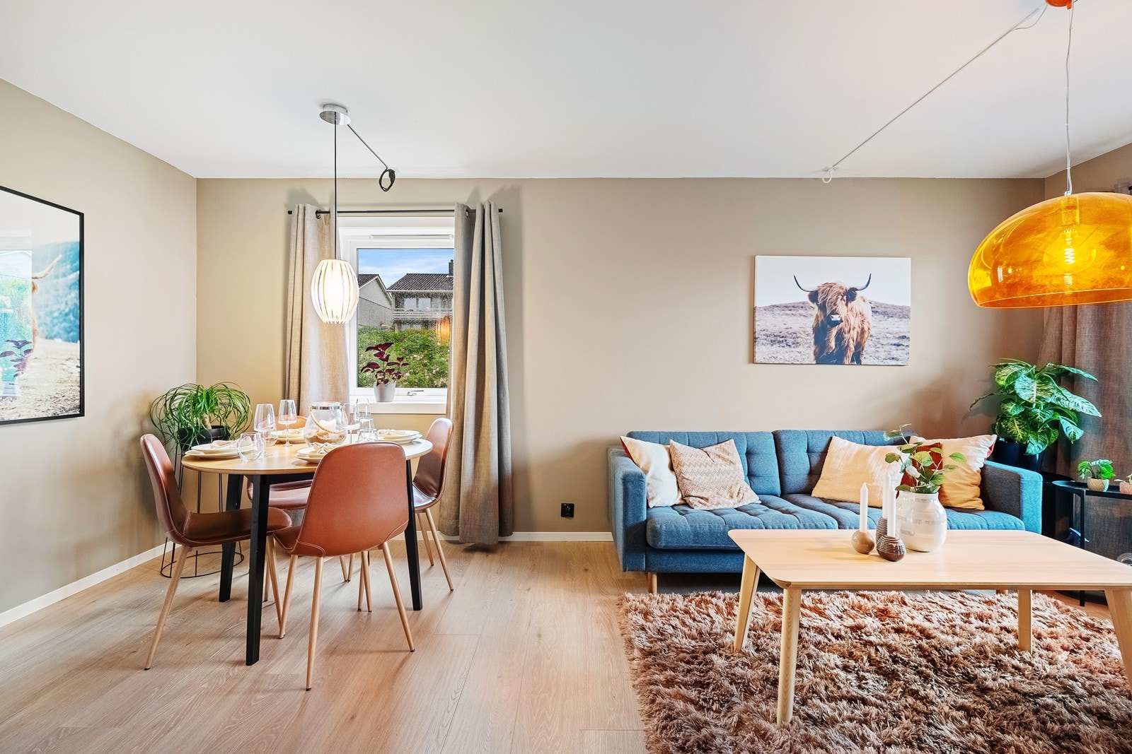 Gode vindusflater slipper inn rikelig med dagslys. Galleribilde