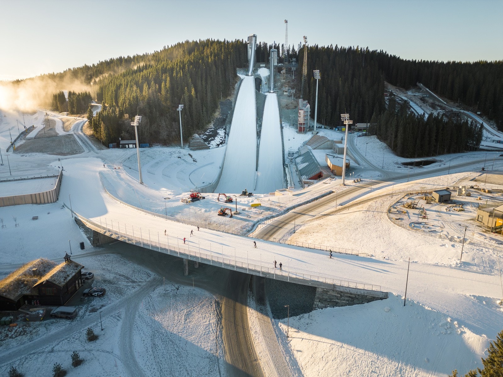 Gangavstand til Granåsen toppidrettssenter. Kanskje du er den heldige som kan spassere til VM-festen i 2025? Galleribilde