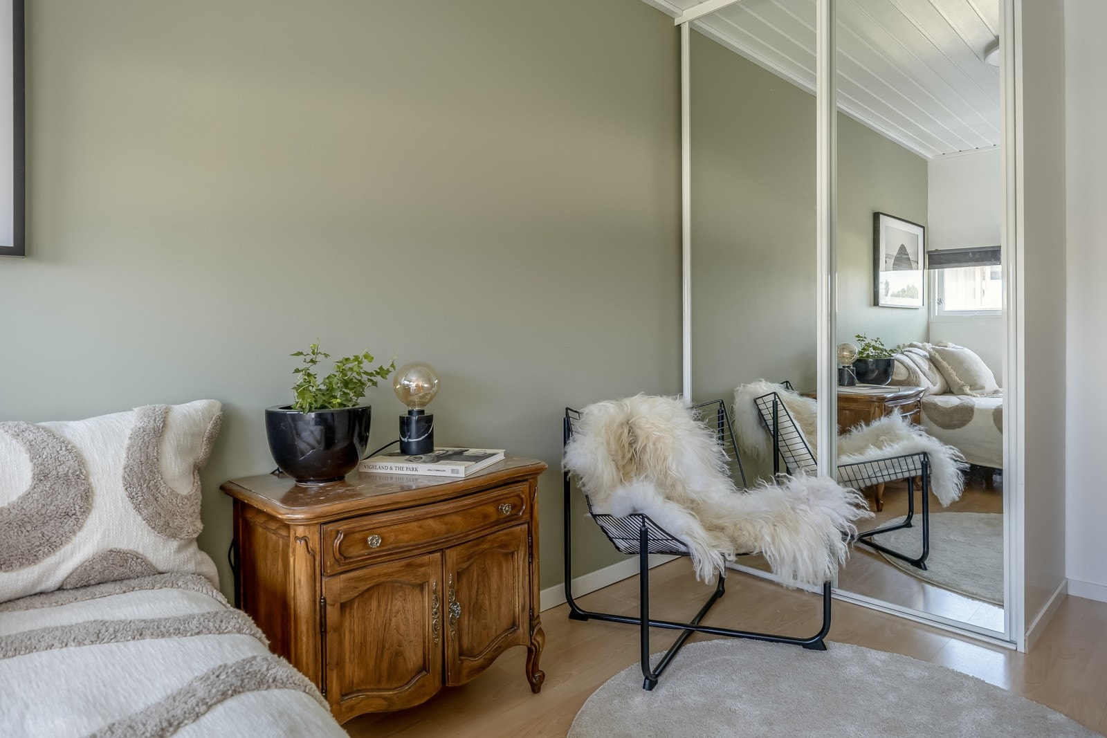 Soverom 2 på 8,1m² i 1.etasje. Galleribilde