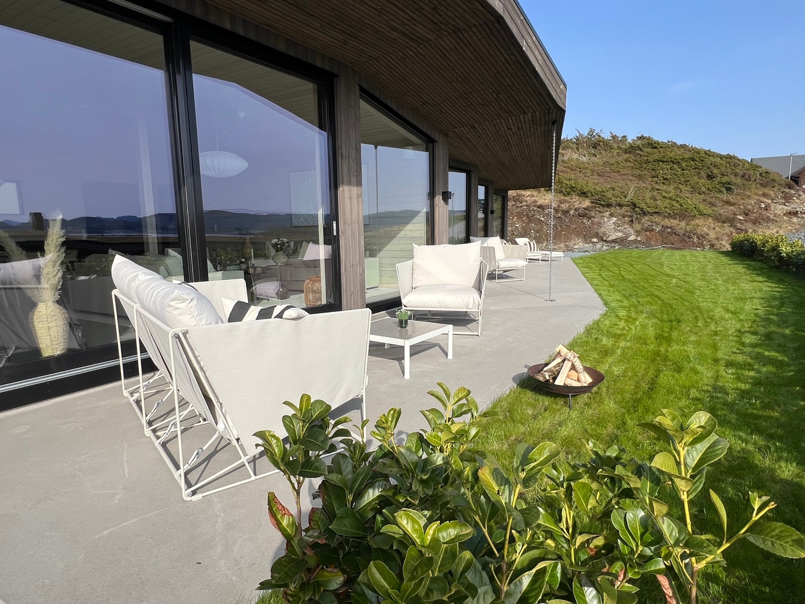 Nydelig ferdig opparbeidet hage Galleribilde