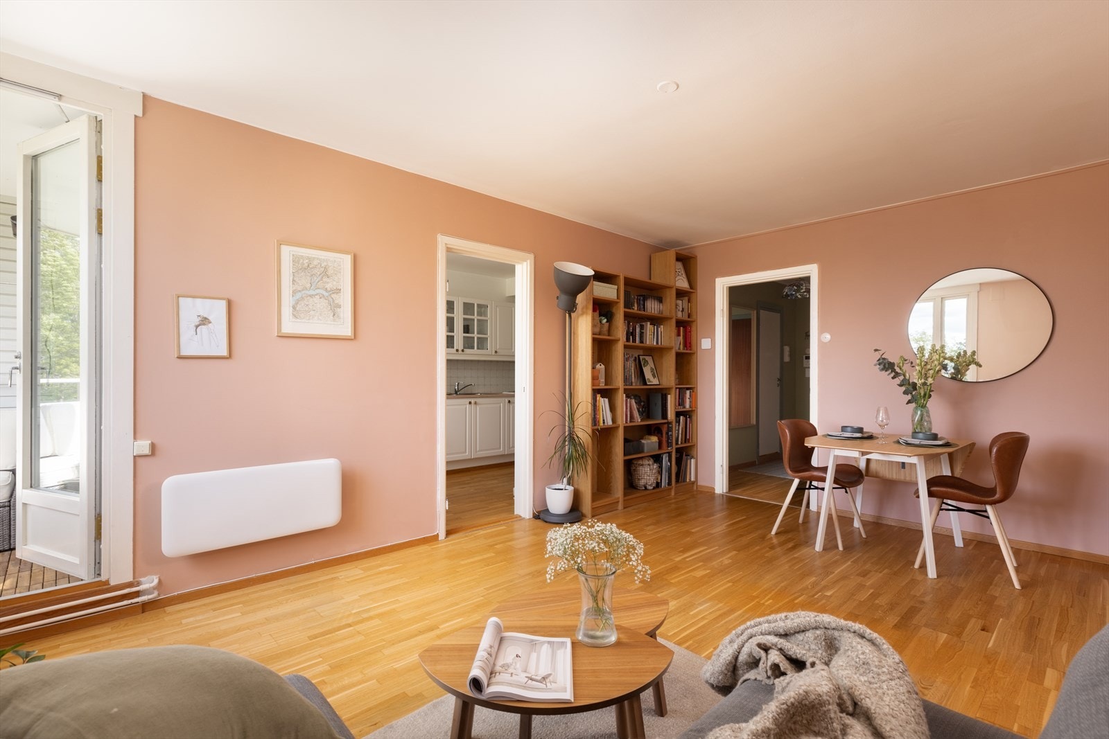 Her kan du innrede i ulike soner uten å sette romfølelsen på spill! Galleribilde