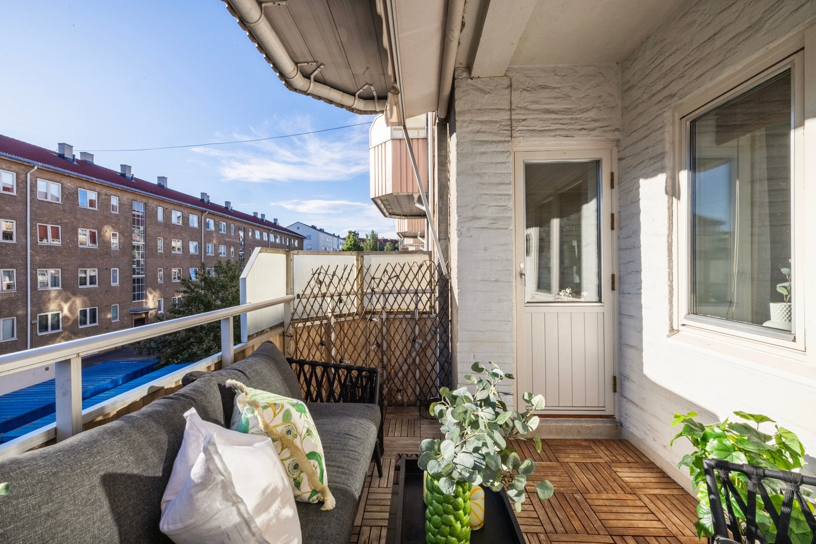 Solrik balkong på 8 kvm. Galleribilde