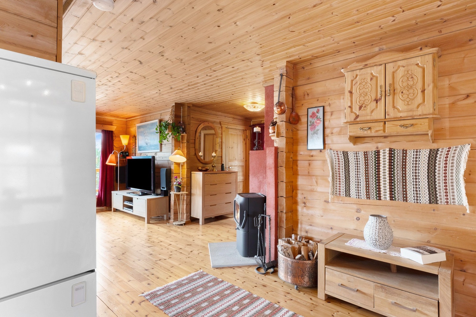 Kjøkken mot stue Galleribilde