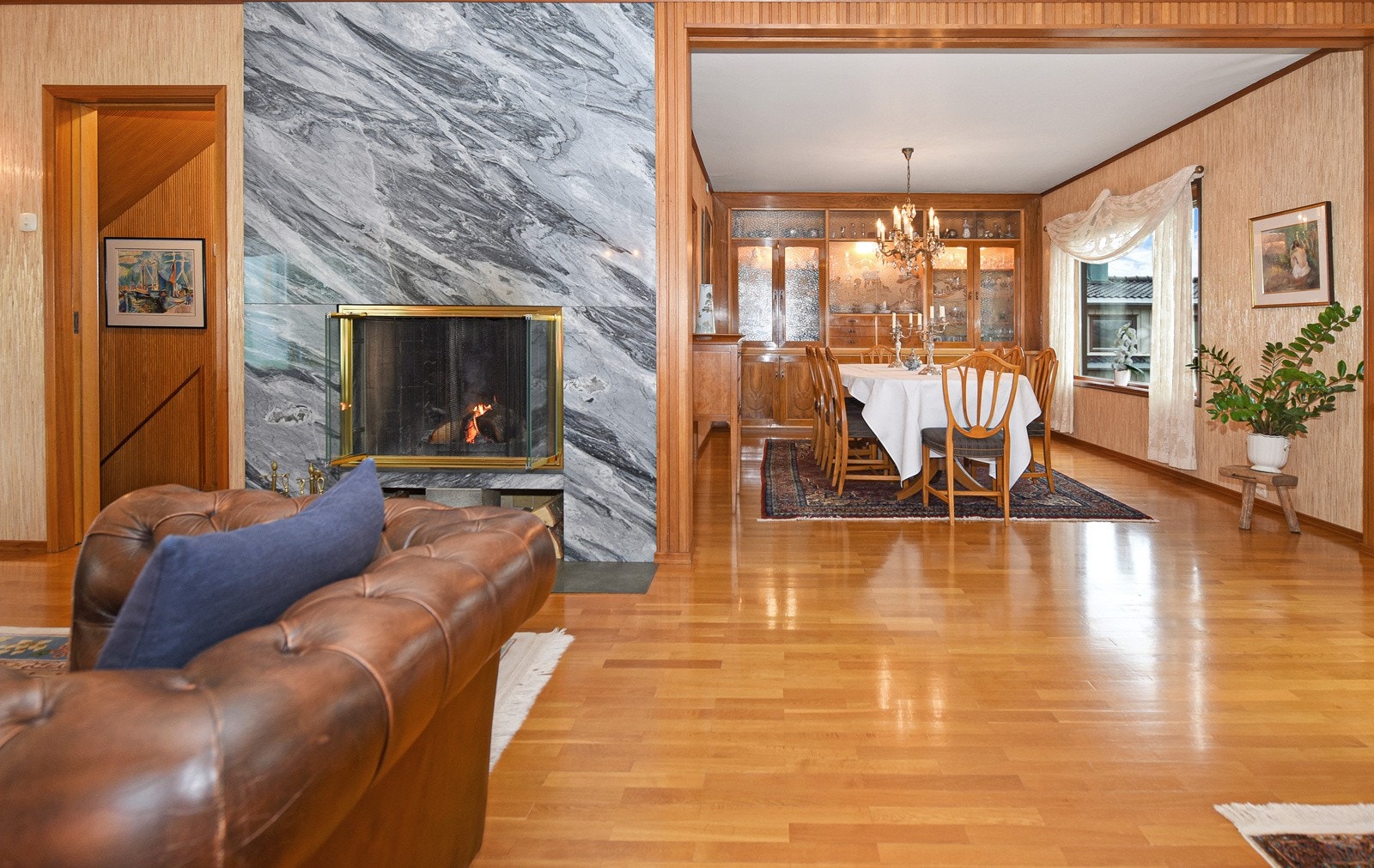 Marmorpeis som gir god varme i vinterhalvåret. Galleribilde