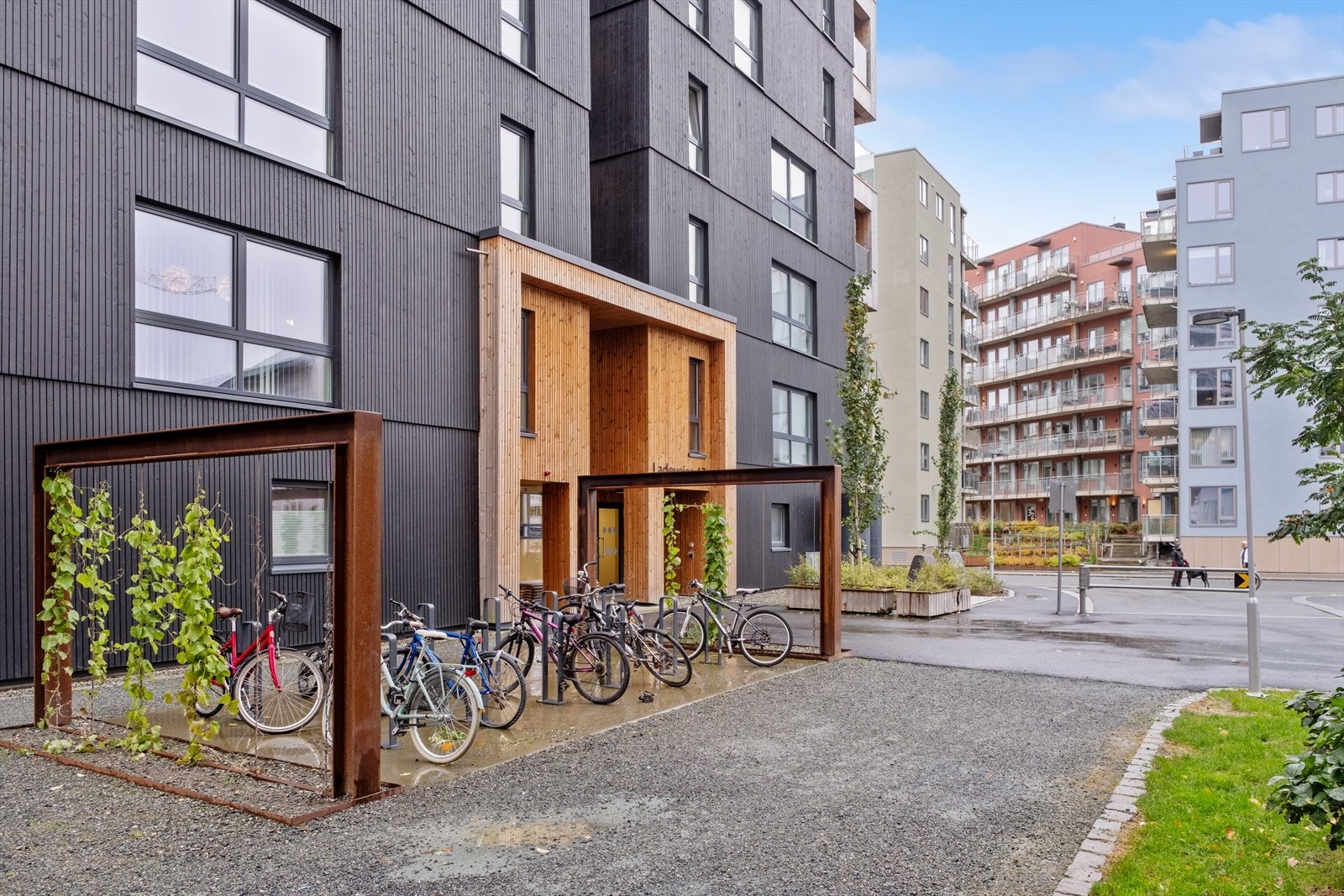 Velkommen til visning! Ta kontakt med megler dersom annonsert visning ikke passer eller du har andre spørsmål til boligen. Galleribilde