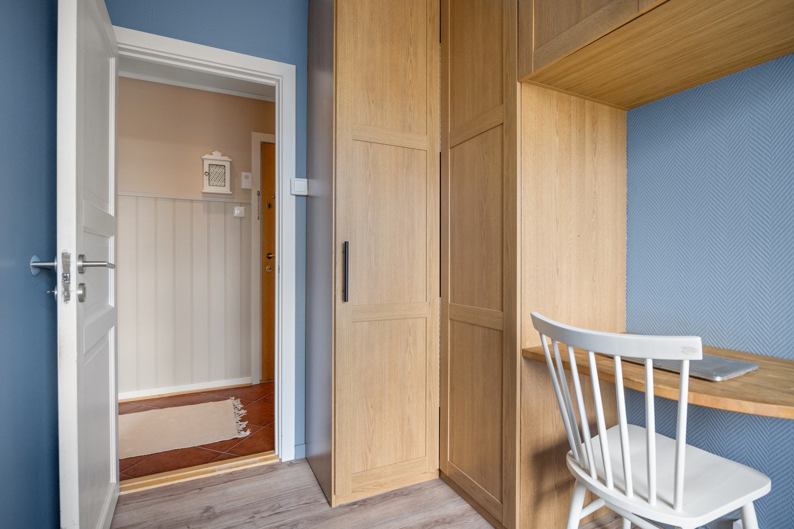 Soverom 3 med plass til seng og garderobe. Galleribilde