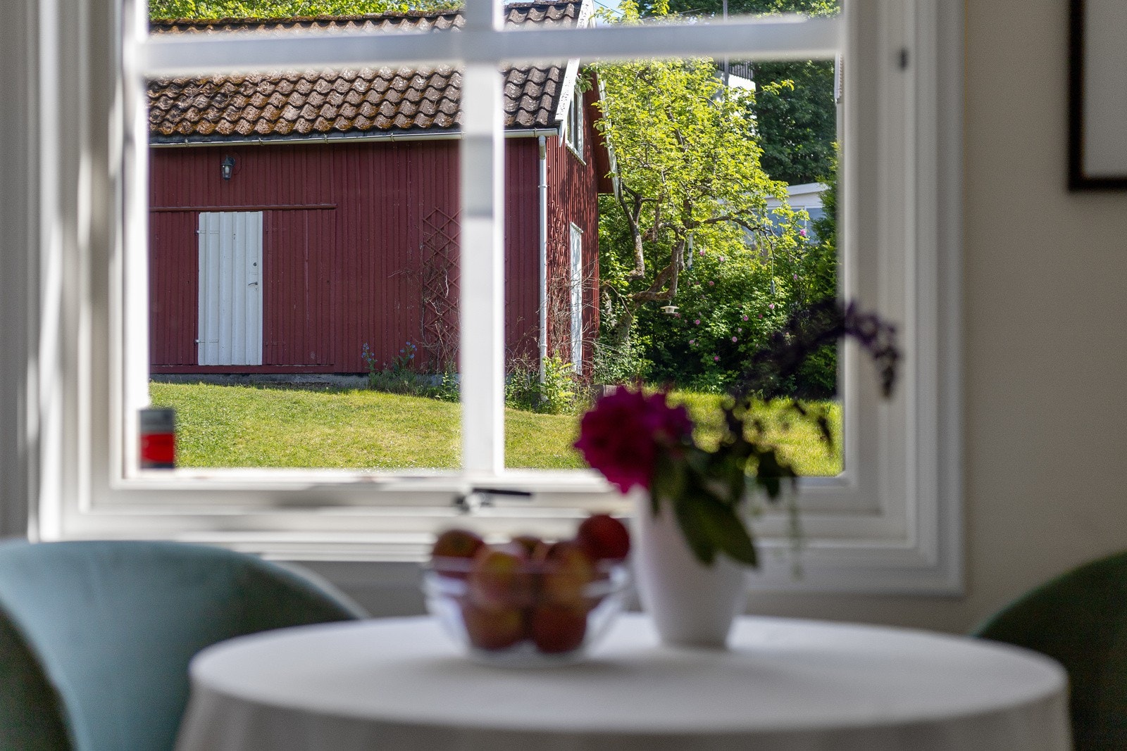 I dag er uthuset innredet med boder og kontor Galleribilde