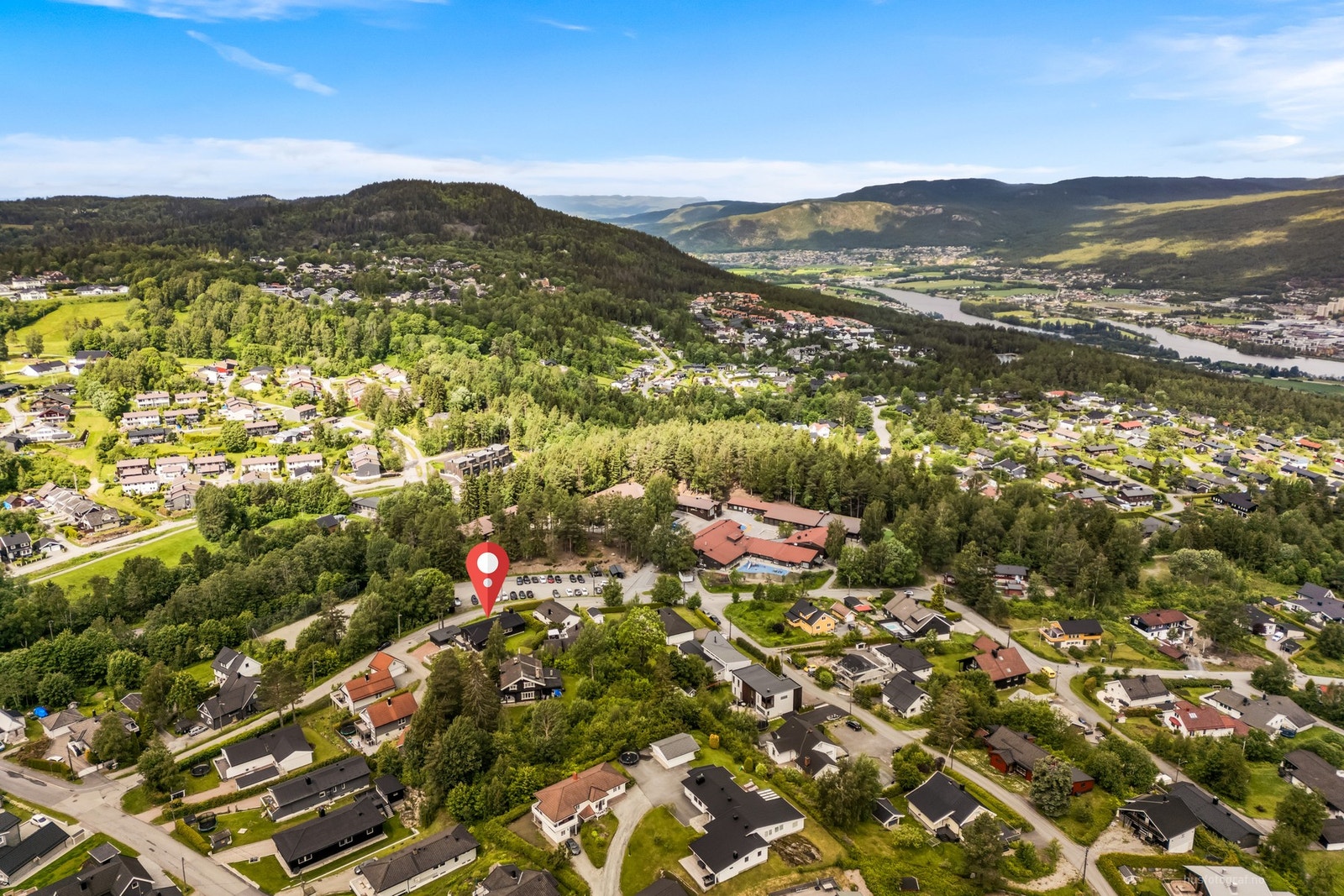 Kort avstand til Konnerudsenteret med dagligvare og flere servicetilbud Galleribilde