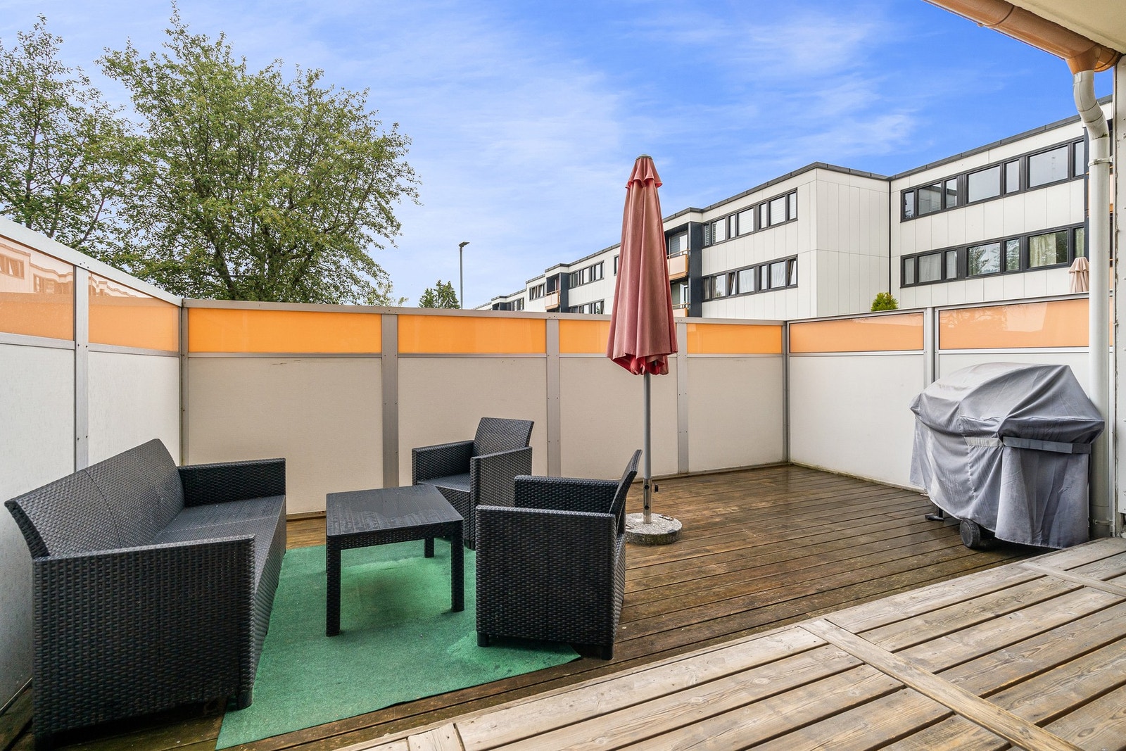 Internett og kabel-TV inkludert i felleskostnadene. Galleribilde