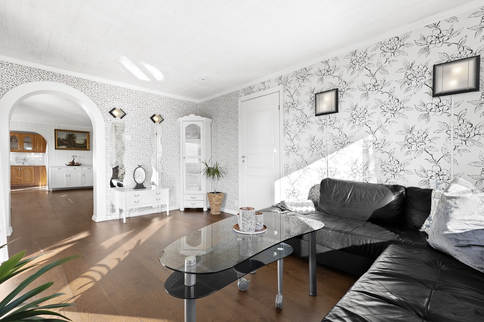 I naturlig tilknytning ligger stue 2 i eget rom. Galleribilde