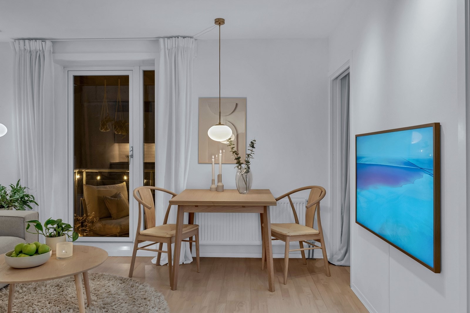 Boligen holder en god standard med nyere oppgraderinger. Galleribilde
