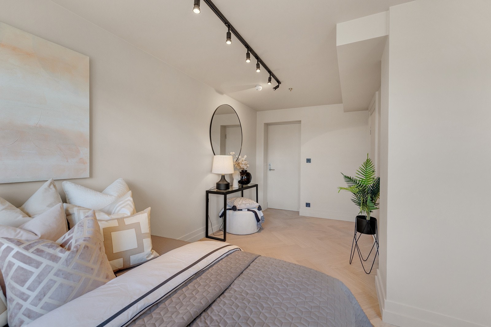 Masterbedroommet er på ca. 20 kvm. inkl. bad. Galleribilde