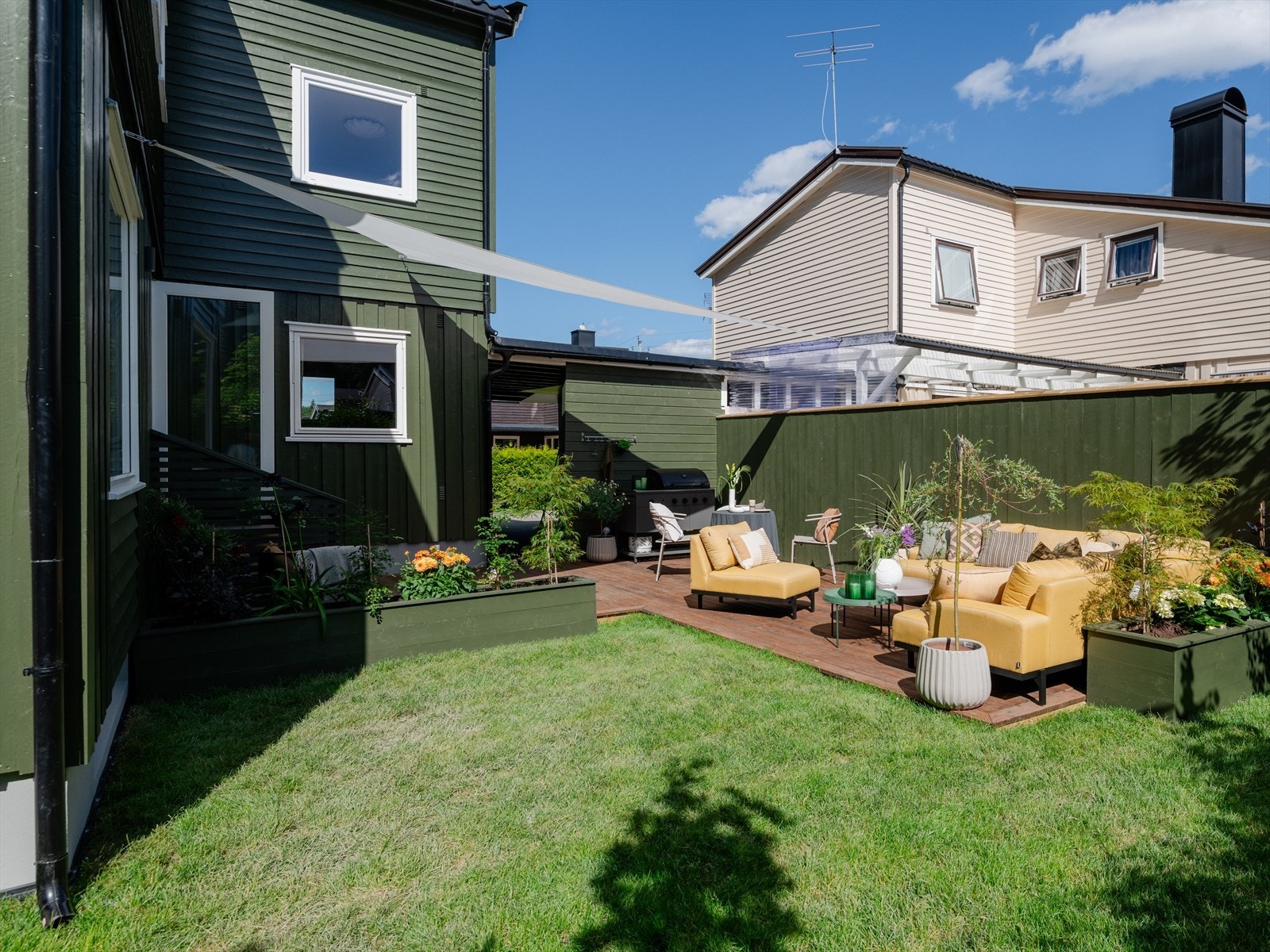 Marthe Hellebust v/ DNB Eiendom har gleden av å presentere Åsterudsletta 87! Galleribilde