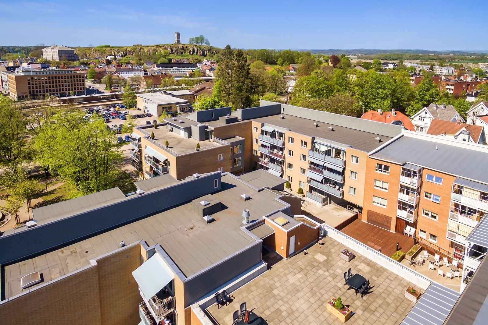 Dronefoto Midtløkken Aktivitetshus Galleribilde