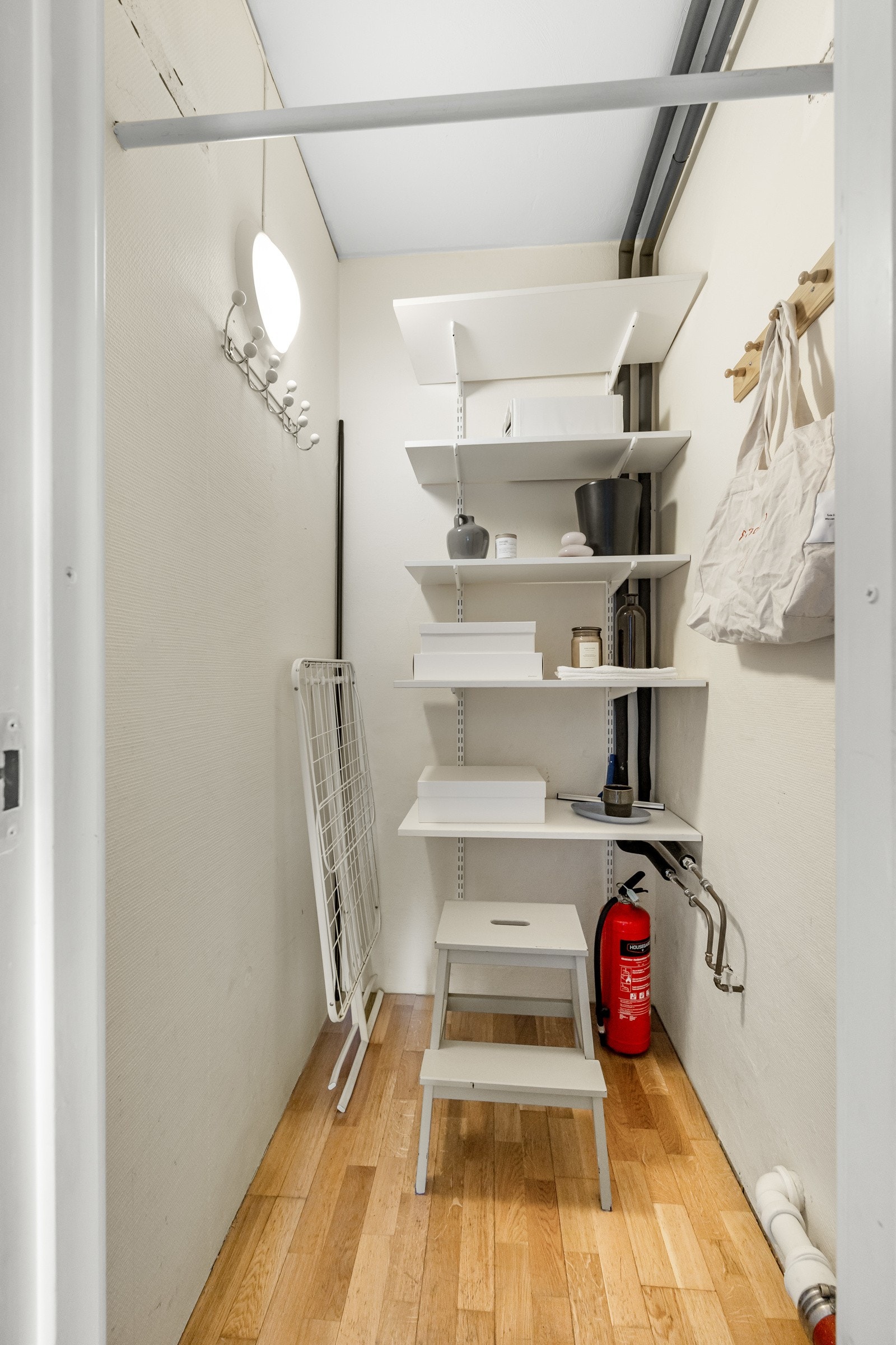 Svært praktisk innvendig bod. Galleribilde