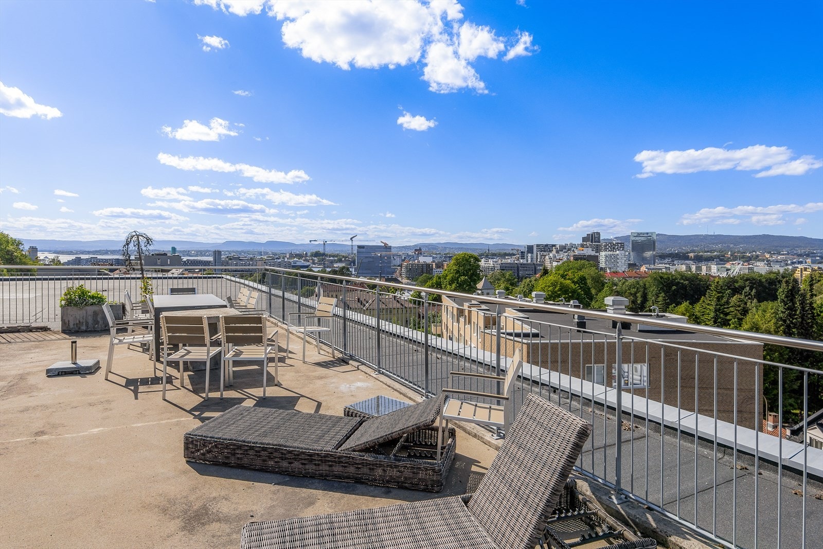 Utsikt fra takterrassen Galleribilde