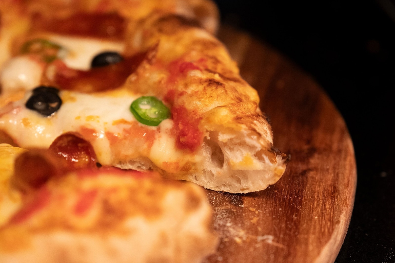 Perfekt pizza kan serveres i egen stue. Galleribilde