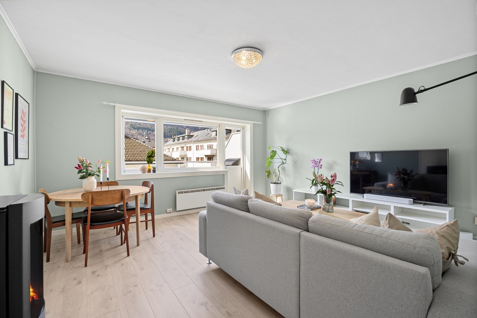 En flott 2-roms leilighet med sentral beliggenhet på Wergeland og vestvendt balkong. Galleribilde