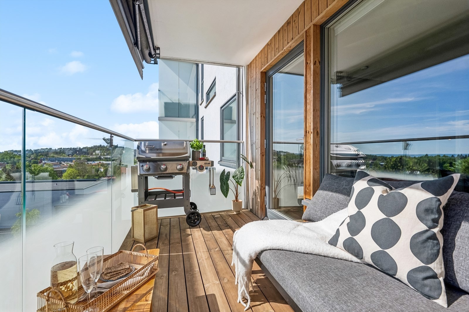 Plass for grill. Galleribilde