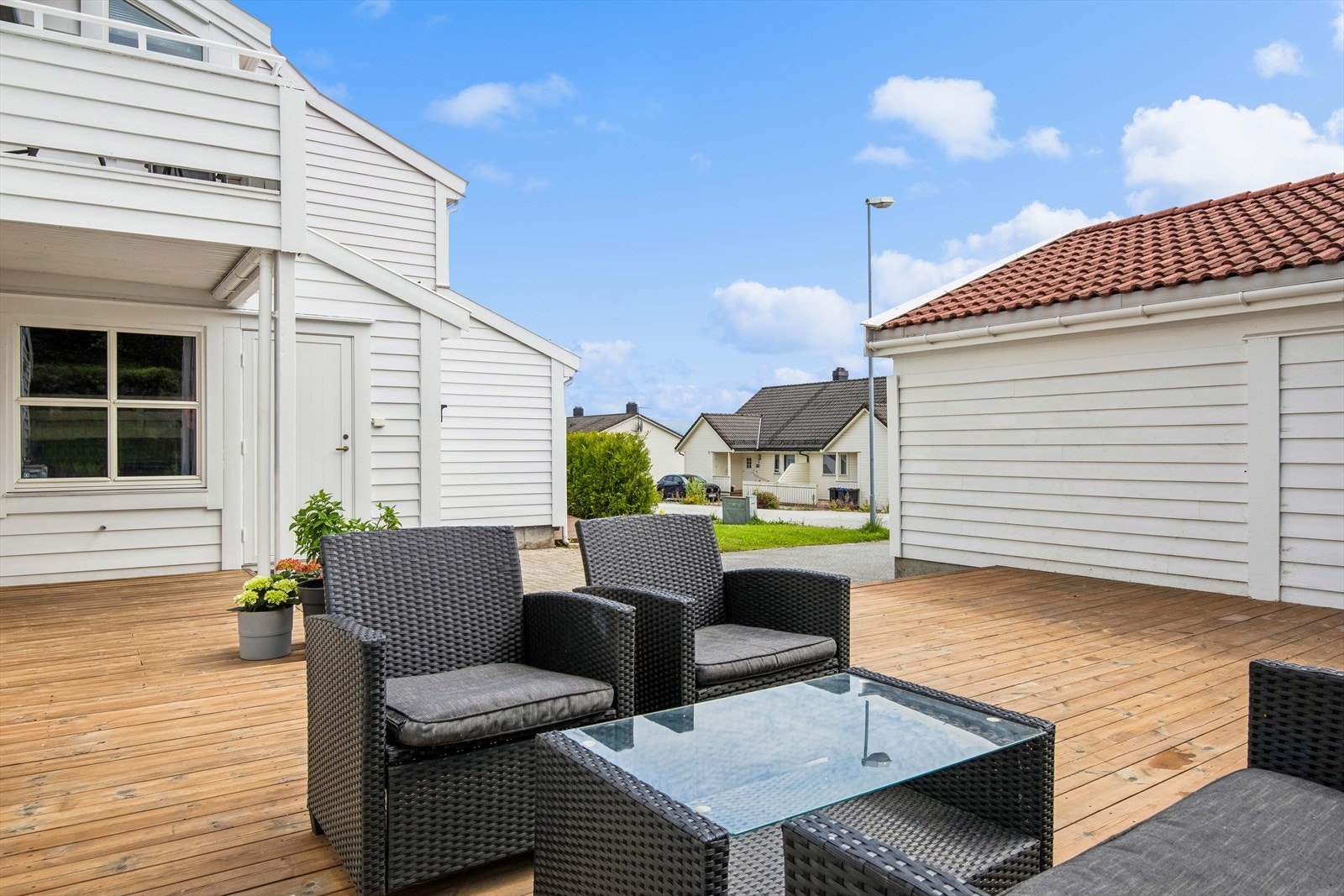 Eierseksjonen har stor og solrik terrasse. Galleribilde