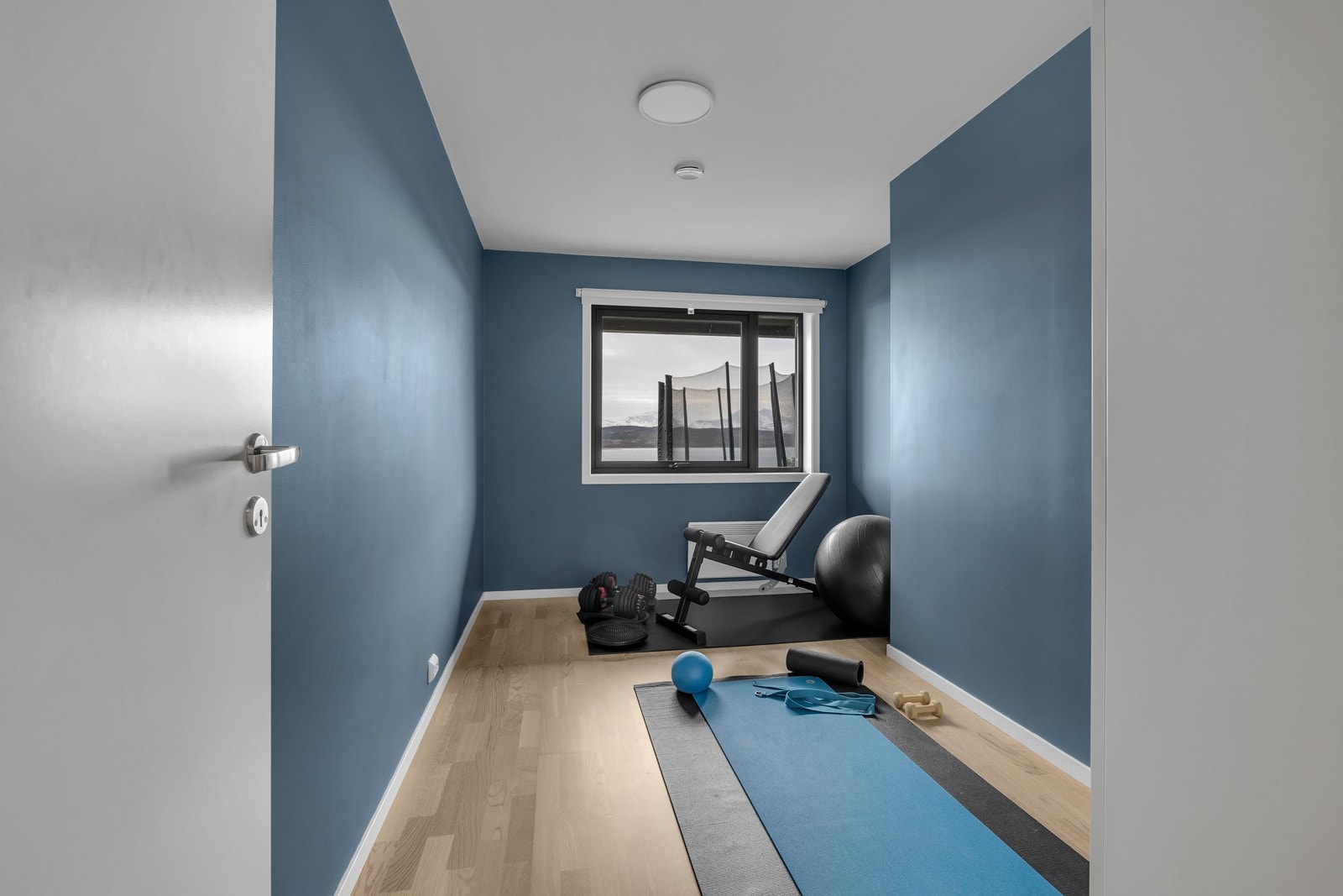 Soverom 2 i denne etasjen også av fin størrelse på ca. 10,5m2 Galleribilde