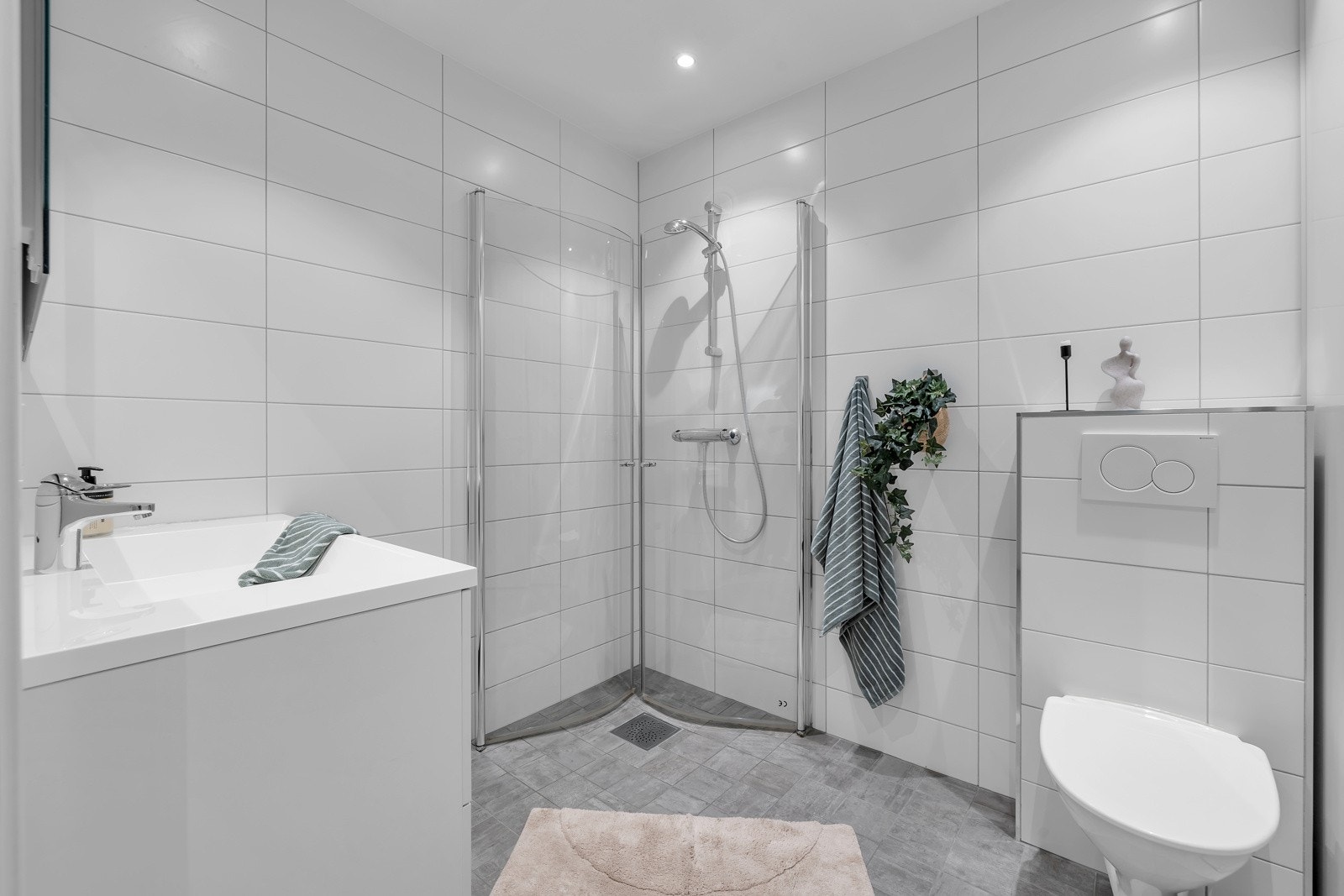 Badet i denne etasjen er på ca. 5,5m2 Galleribilde