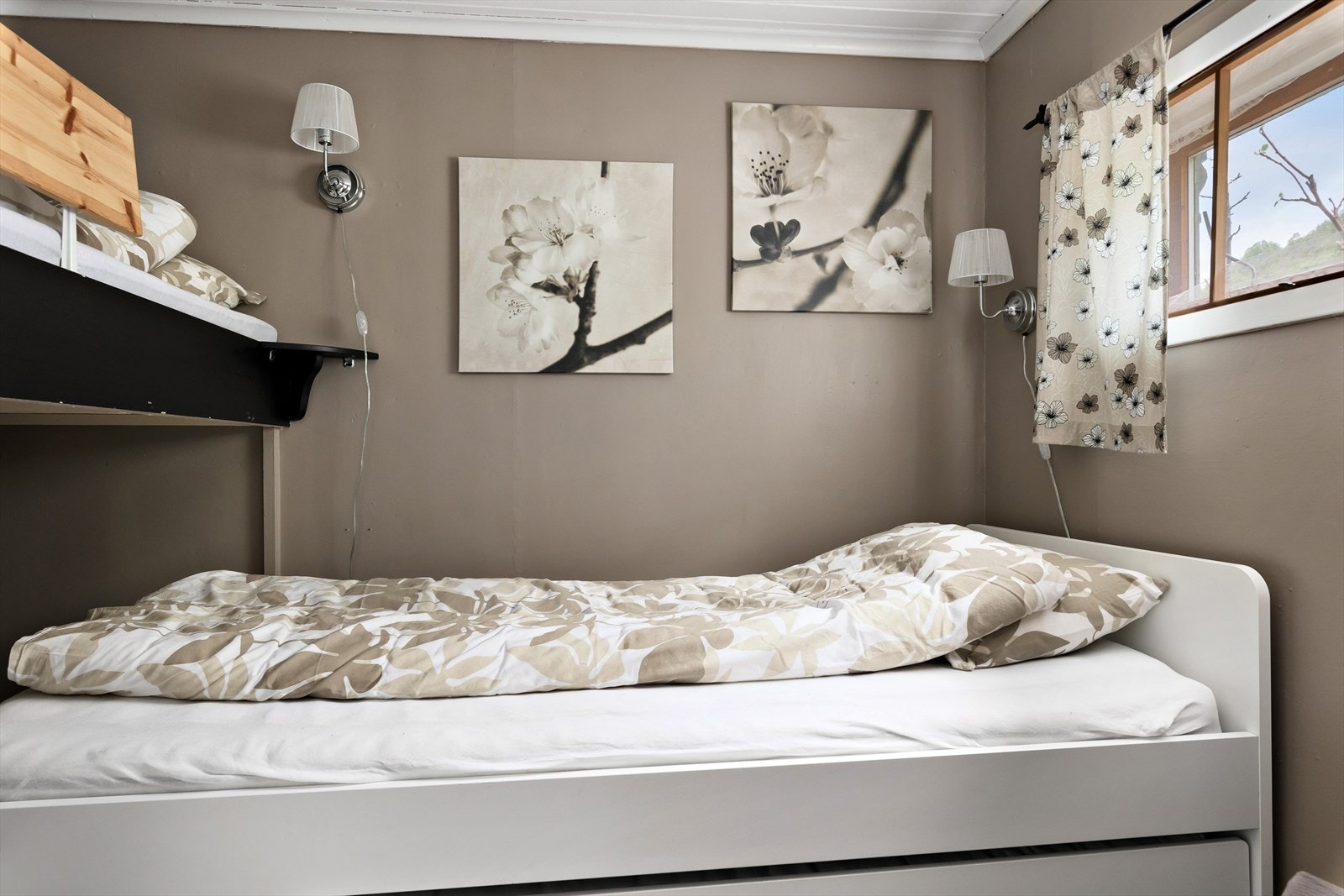 Hytta har 3 soverom og totalt 6 sengeplasser. Galleribilde