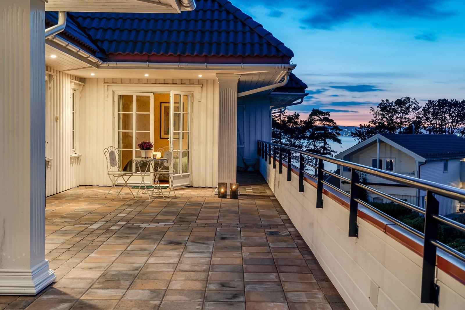Når kvelden senker seg er det lett å finne roen her. Galleribilde