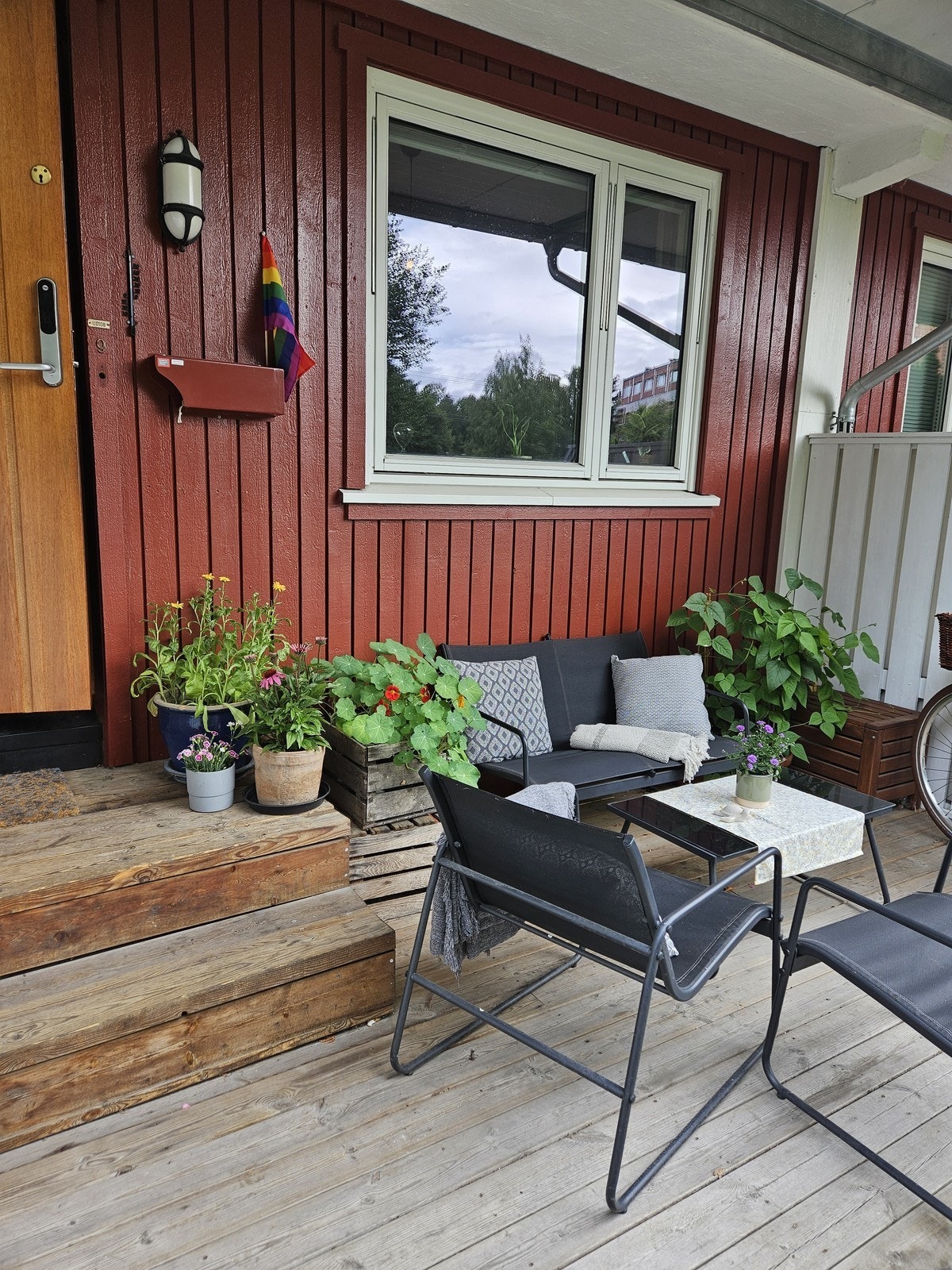 Terrasse om sommeren, bilde tatt av utleier. Galleribilde