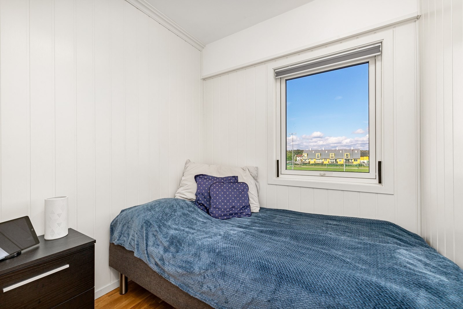 Soverom har god plass til seng. Galleribilde